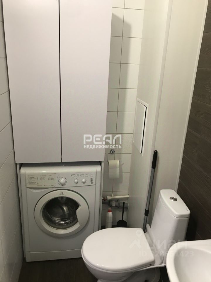 Продажа студии улица Комиссара Грушко, 4