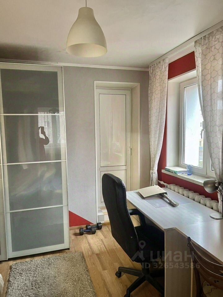 Продажа 3-комн квартиры на вторичном рынке Клин, улица Карла Маркса, 37