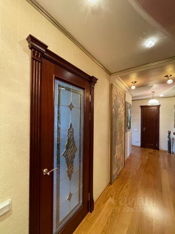 Продажа 3-комн квартиры на вторичном рынке Пушкин, Малиновская улица, 8