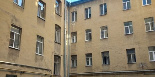 4-комн квартира ул Кирочная,  д. 22