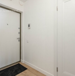 Продажа 2-комн квартиры на вторичном рынке Октябрьская наб,  д. 42