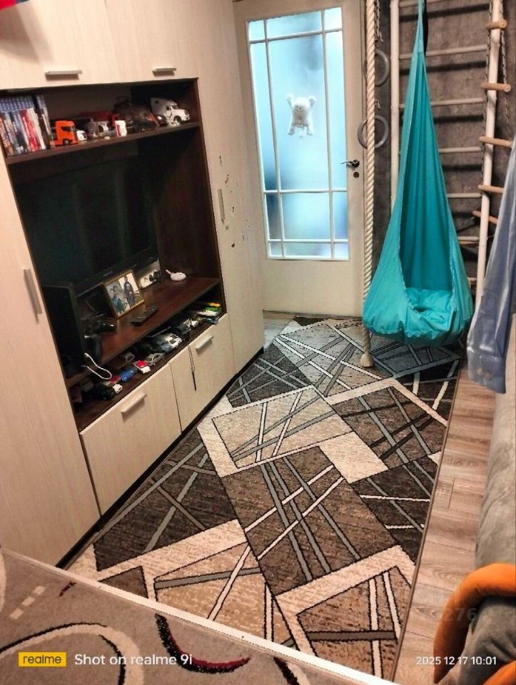 Продажа 3-комн квартиры на вторичном рынке улица Композиторов, 20К1