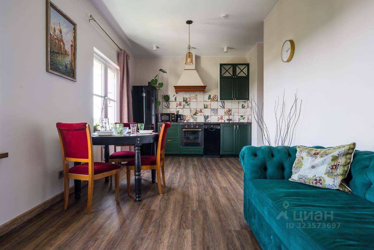 Продажа 2-комн квартиры на вторичном рынке Кастанаевская улица, 50к1