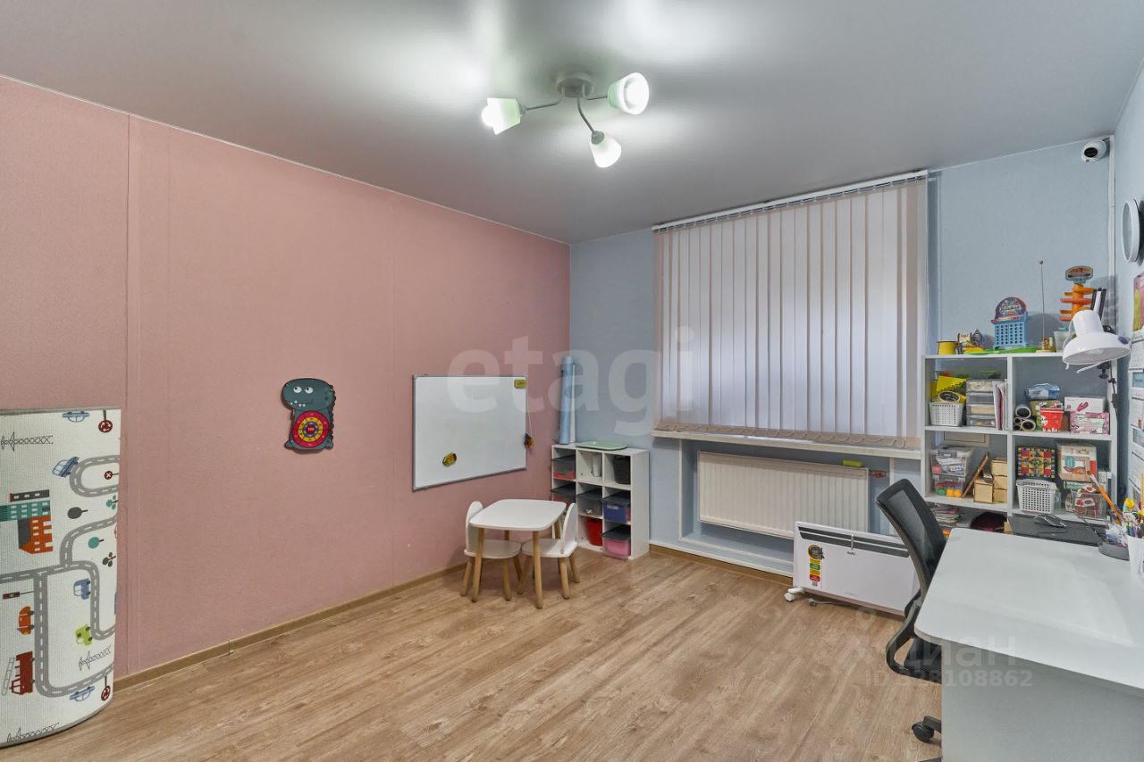 Продажа 3-комн квартиры на вторичном рынке улица Ушинского, 3К2