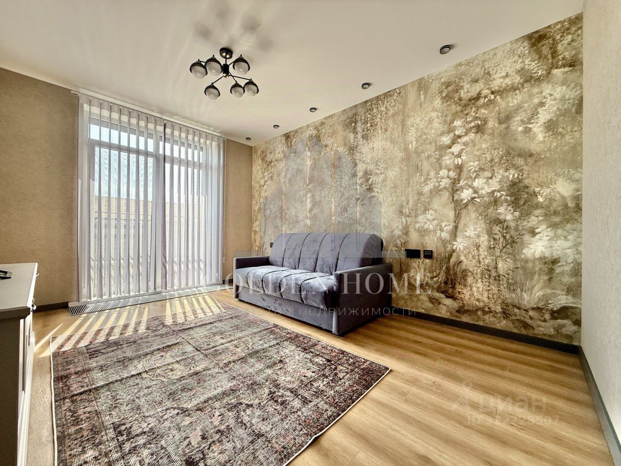 Аренда 2-комн квартиры на вторичном рынке Черниговская улица, 13к2