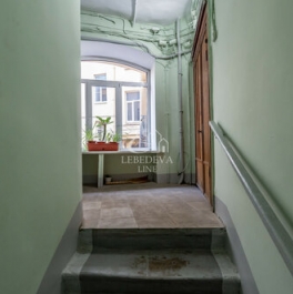 Продажа 1-комн квартиры на вторичном рынке Бронницкая улица,  д. 26