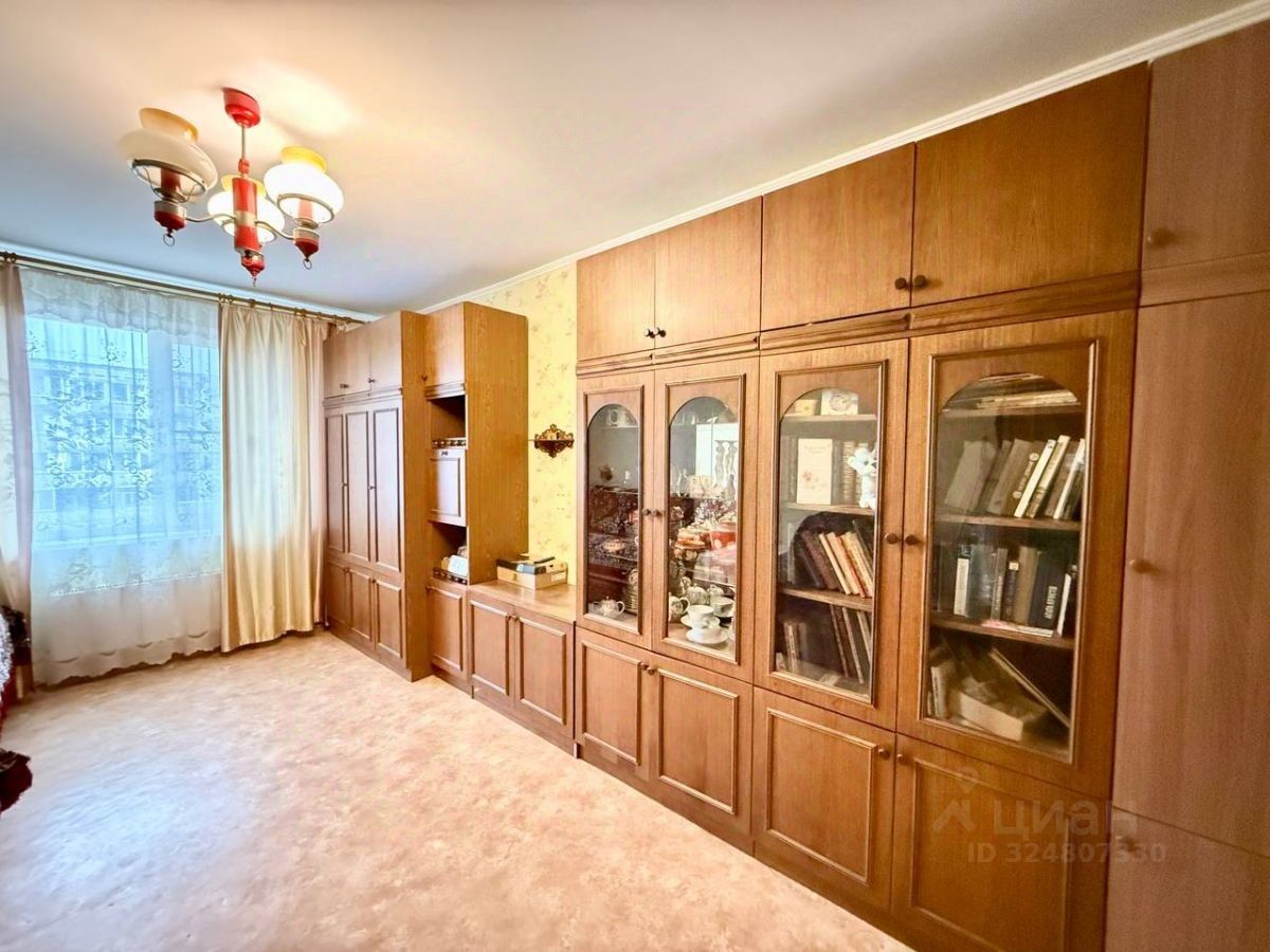 Продажа 3-комн квартиры на вторичном рынке Сергиев Посад, Ярославское шоссе, 8А