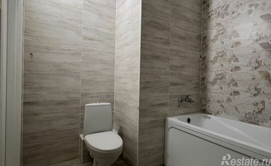 Продажа 2-комн квартиры на вторичном рынке Заречная улица,  д. 37