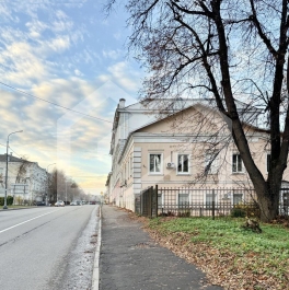 Продажа отдельного здания Серпухов, 1-я Московская улица,  д. 42/8