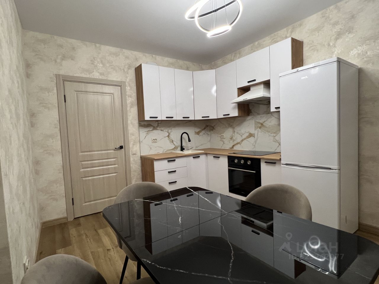 Продажа 2-комн квартиры на вторичном рынке Путилково пгт, улица Новотушинская, 6