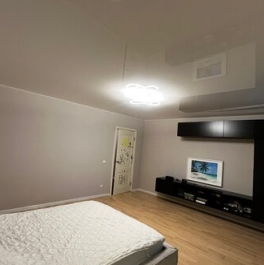 Продажа 3-комн квартиры на вторичном рынке ул Оптиков,  д. 38,  к. 1