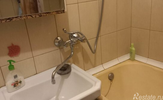 Продажа 2-комн квартиры на вторичном рынке 8-я линия,  д. 75