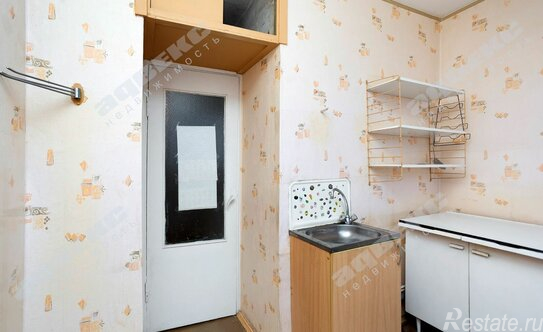 Продажа 3-комн квартиры на вторичном рынке улица Пионерстроя,  д. 10