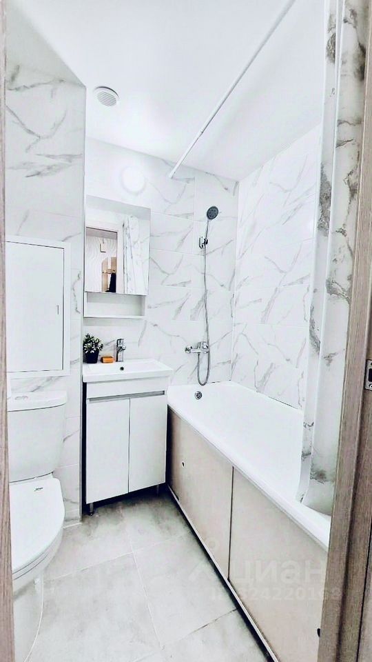 Продажа 1-комн квартиры на вторичном рынке Михневская улица, 13к1