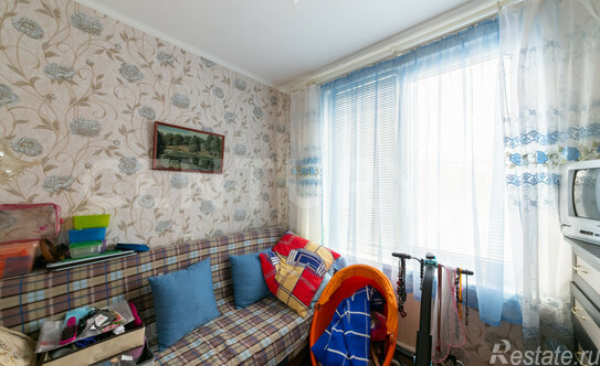 Продажа 4-комн квартиры на вторичном рынке ул Белы Куна,  д. 7,  к. 5