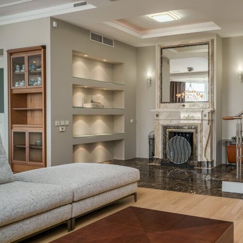 2-комн квартира Ждановская набережная, 10