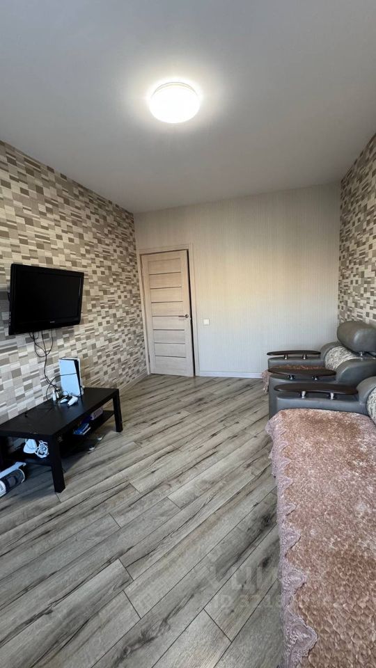 Продажа 1-комн квартиры на вторичном рынке улица Василия Ощепкова, 2