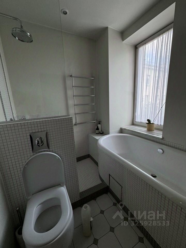 Продажа 4-комн квартиры на вторичном рынке улица Красная Пресня, 32-34