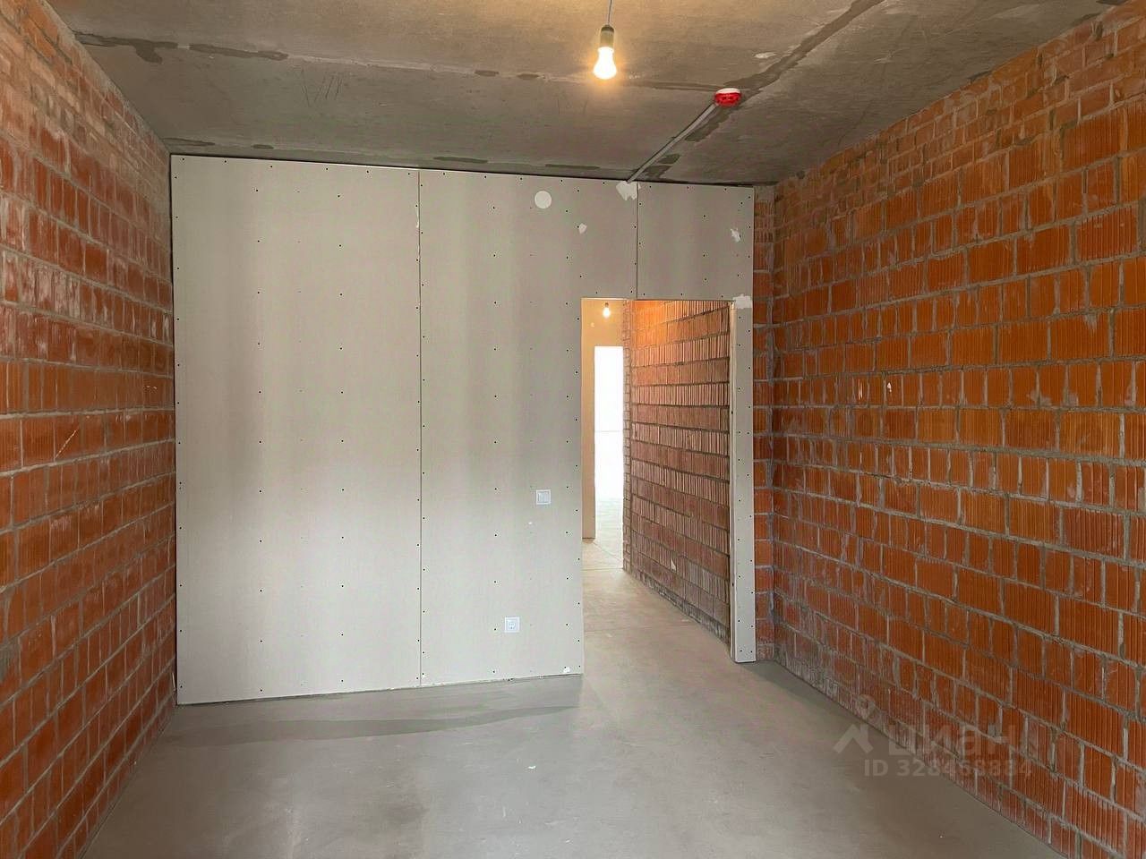 Продажа 2-комн квартиры на вторичном рынке улица Академика Константинова, 1к2