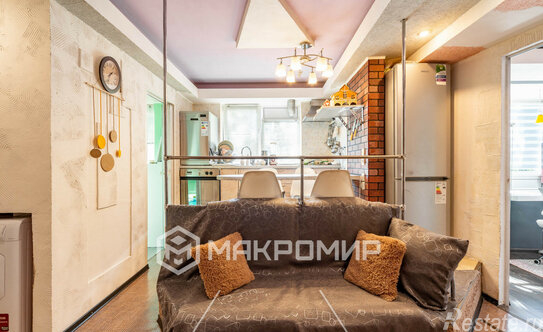 Продажа 2-комн квартиры на вторичном рынке улица Вавиловых,  д. 15 к3