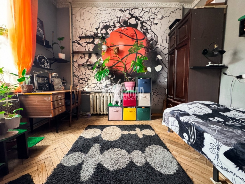 Продажа 2-комн квартиры на вторичном рынке Гданьская ул. ,  д. 11