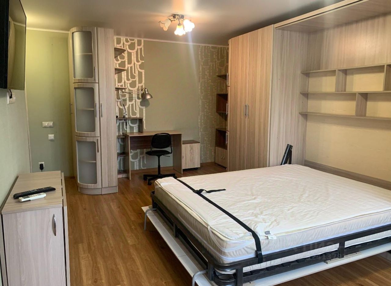 Аренда 1-комн квартиры на вторичном рынке Высокая улица, 18