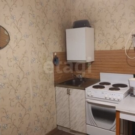 Продажа 1-комн квартиры на вторичном рынке улица Маршала Захарова,  д. 18 к1