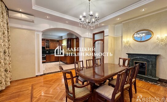 Продажа 4-комн квартиры на вторичном рынке Рублевское ш,  д. 11,  к. 2