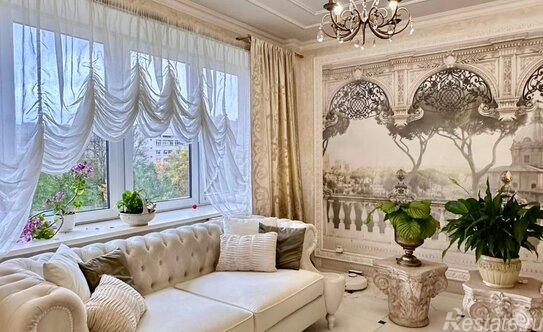 Продажа 2-комн квартиры на вторичном рынке Космонавтов пр-кт,  д. 65 к2