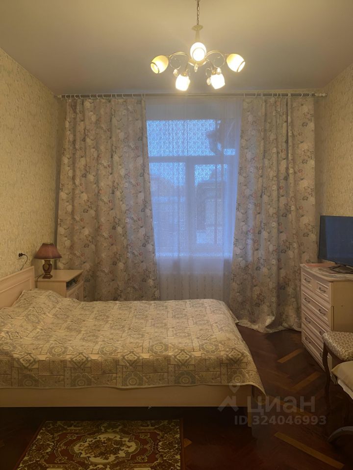 Продажа 2-комн квартиры на вторичном рынке Благодатная улица, 16