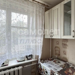 Продажа 3-комн квартиры на вторичном рынке Комсомольский проспект,  д. 19