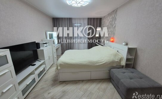 Продажа 3-комн квартиры на вторичном рынке улица Маршала Голованова,  д. 13