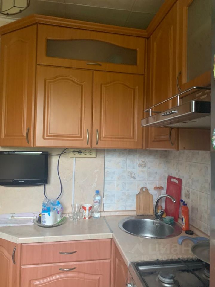 Продажа 2-комн квартиры на вторичном рынке Октябрьский пгт, улица Первомайская, 6