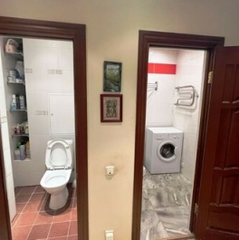 Продажа 3-комн квартиры на вторичном рынке улица Марьинский Парк,  д. 25 к1