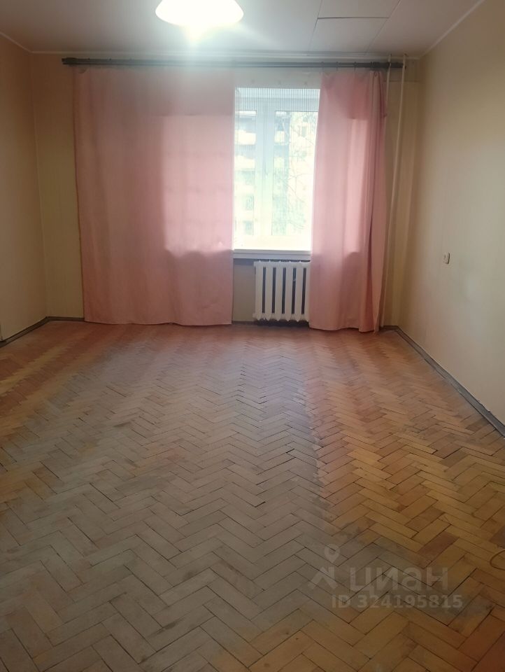 Продажа 2-комн квартиры на вторичном рынке улица Кораблестроителей, 22К1