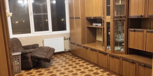 2-комн квартира Белградская улица,  д. 32