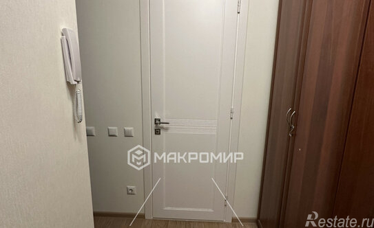 Продажа 2-комн квартиры на вторичном рынке улица Решетникова,  д. 29