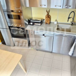 Продажа 3-комн квартиры на вторичном рынке улица Римского-Корсакова,  д. 11 к8