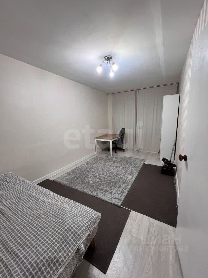 Продажа 1-комн квартиры на вторичном рынке Севастопольский проспект, 39