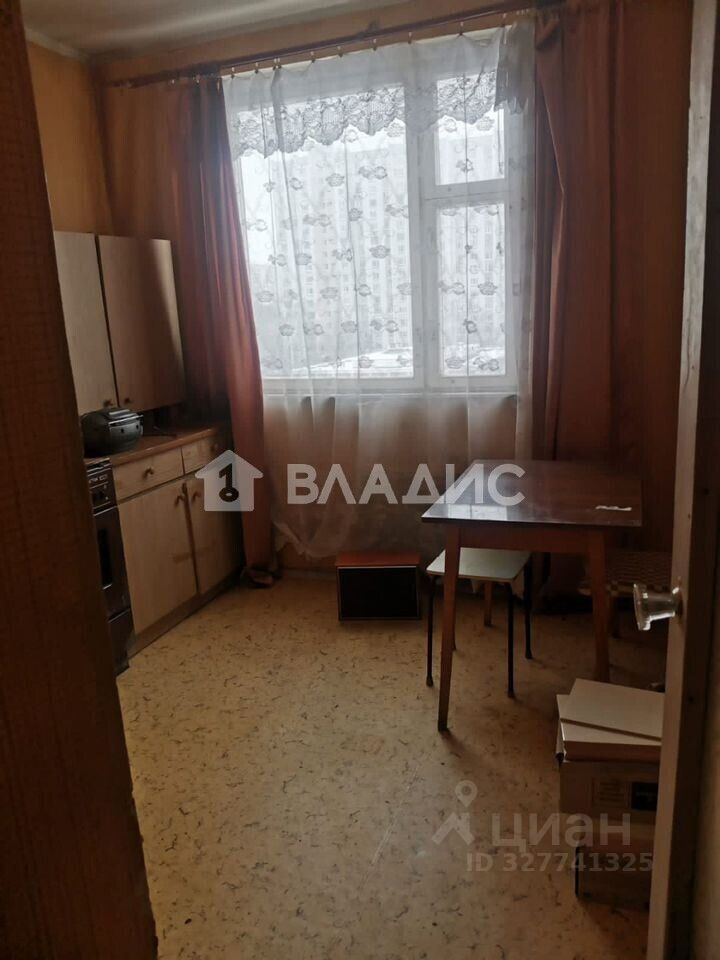 Продажа 4-комн квартиры на вторичном рынке Мичуринский проспект, 31К3