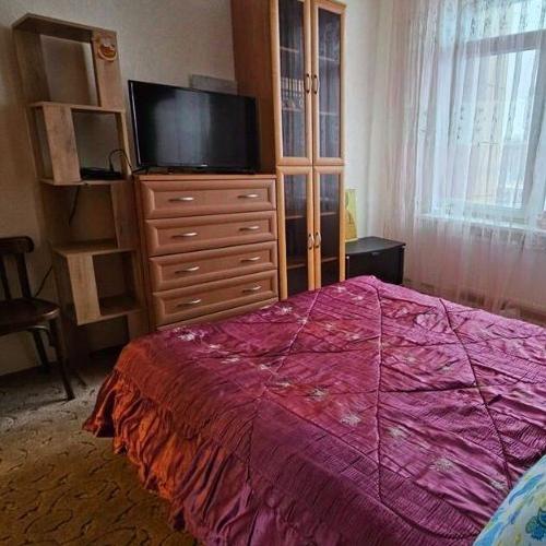 2-комн квартира улица Адмирала Трибуца, 5