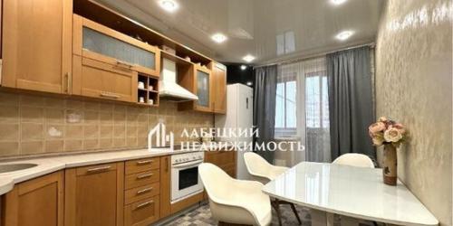 2-комн квартира ул Марьинский Парк,  д. 33