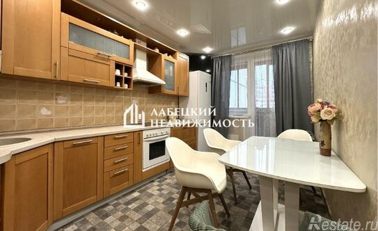 Продажа 2-комн квартиры на вторичном рынке ул Марьинский Парк,  д. 33