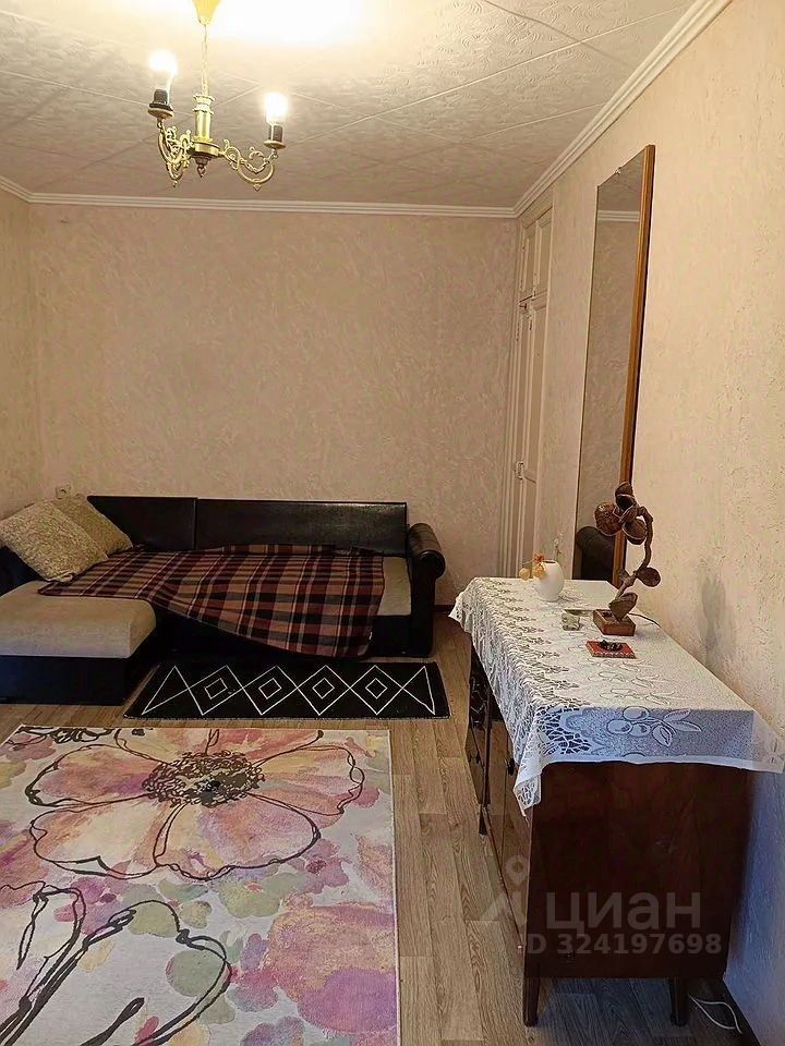 Аренда 1-комн квартиры на вторичном рынке Химки, улица Энгельса,  д. 1