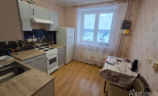 Продажа 1-комн квартиры на вторичном рынке Колпино г, Ленина пр-кт,  д. 8 к5