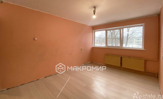 Продажа 4-комн квартиры на вторичном рынке ул Генерала Симоняка,  д. 7