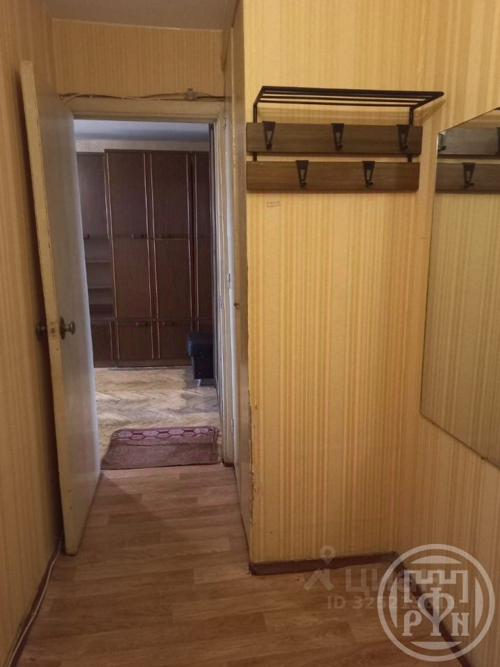 Продажа 2-комн квартиры на вторичном рынке Большеохтинский проспект, 1К1