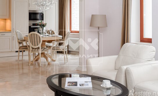 Продажа 6-комн квартиры на вторичном рынке ул Нахимова,  д. 11