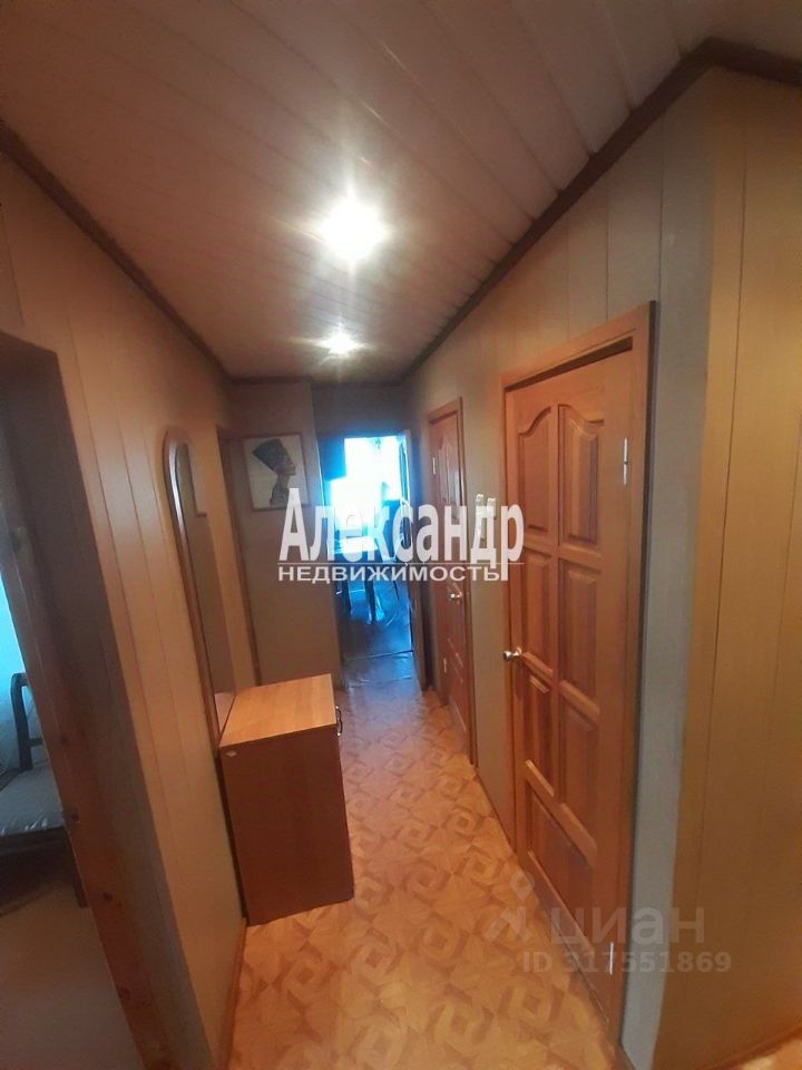 Продажа 2-комн квартиры на вторичном рынке Приозерск, Заозерная улица, 10