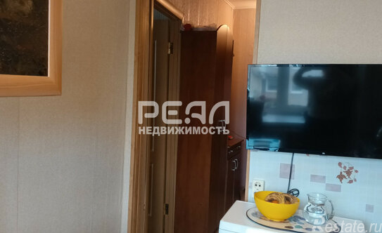 Продажа 1-комн квартиры на вторичном рынке Гатчина, ул Хохлова,  д. 21